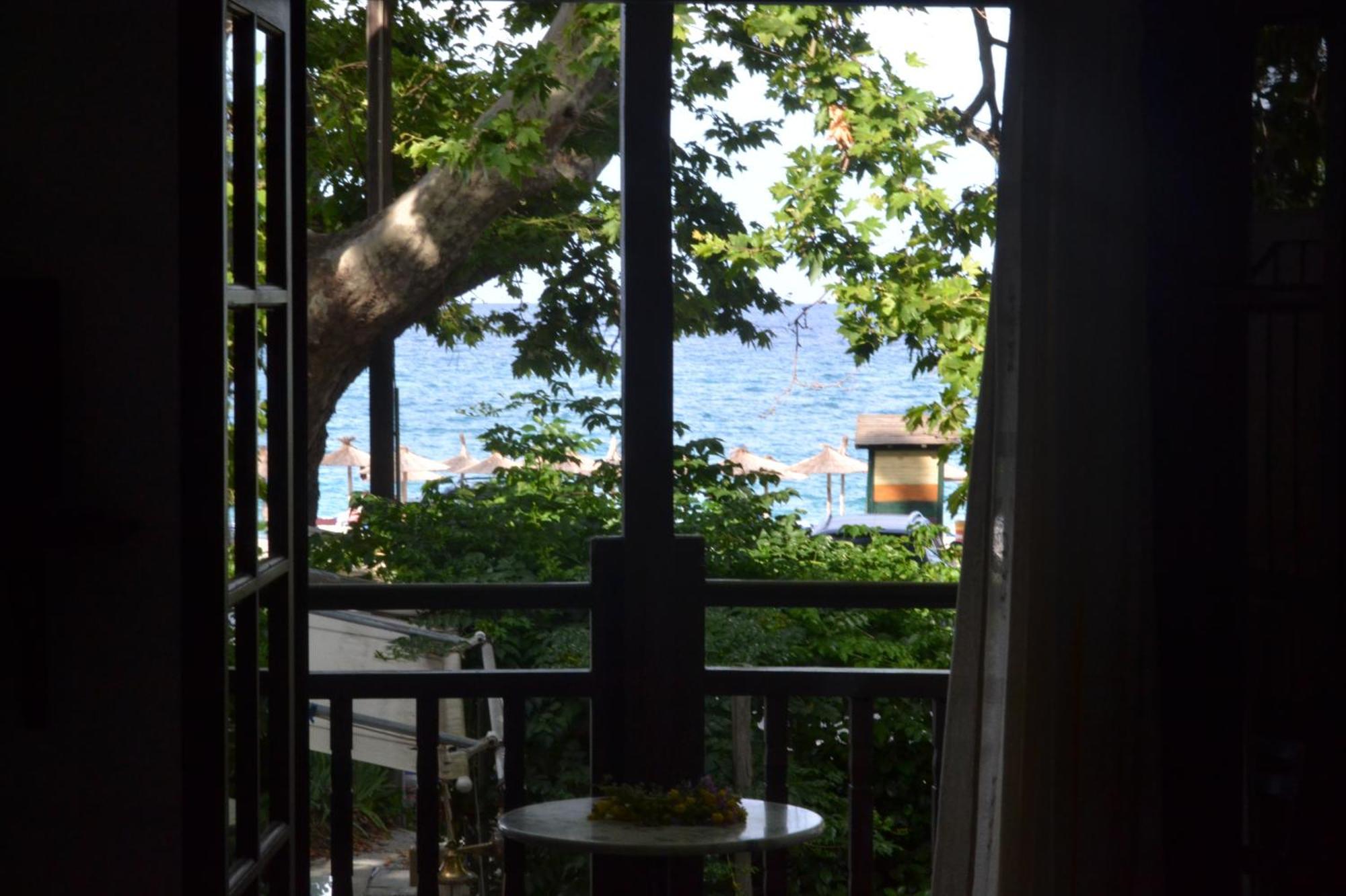 Hermes Hotel Chorefton Dış mekan fotoğraf